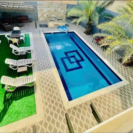 Nice In The Village And Experience You *
